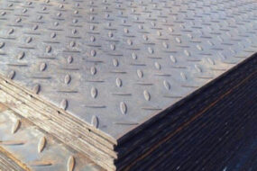 เหล็กแผ่นลาย